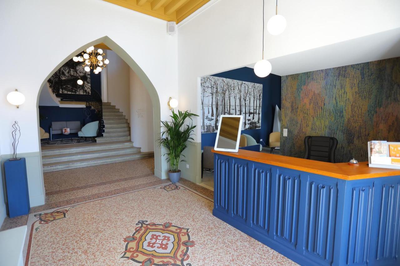 Hostellerie Du Chateau Des Fines Roches Шатонёф-дю-Пап Экстерьер фото