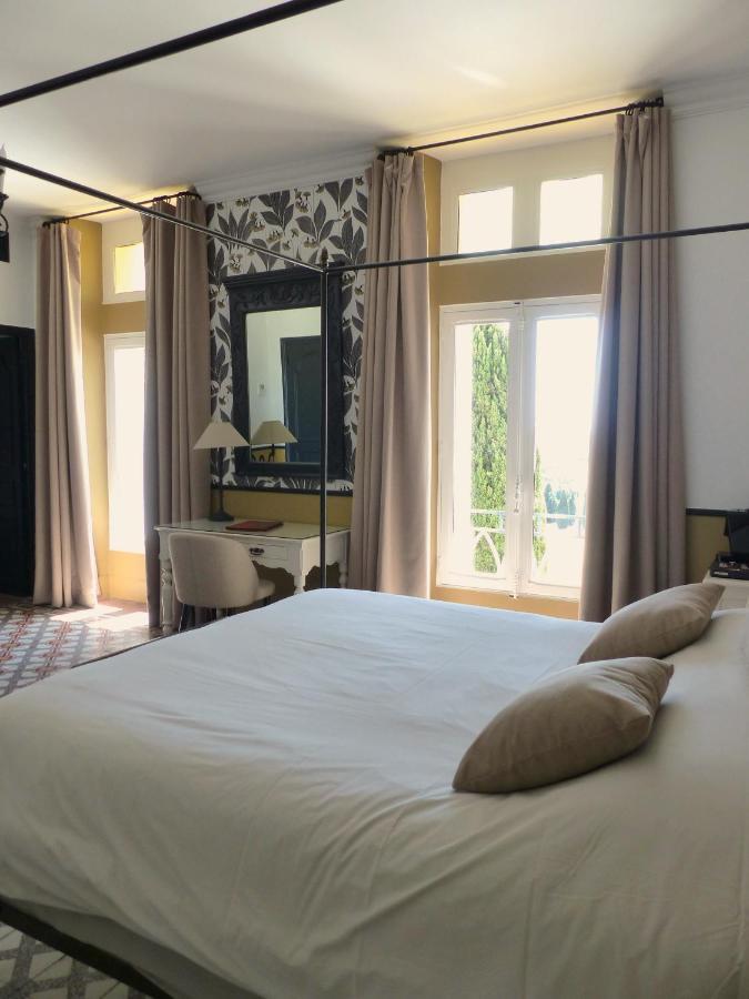 Hostellerie Du Chateau Des Fines Roches Шатонёф-дю-Пап Экстерьер фото