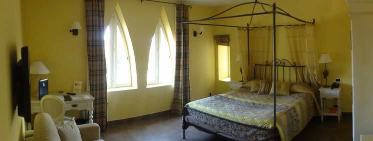 Hostellerie Du Chateau Des Fines Roches Шатонёф-дю-Пап Экстерьер фото